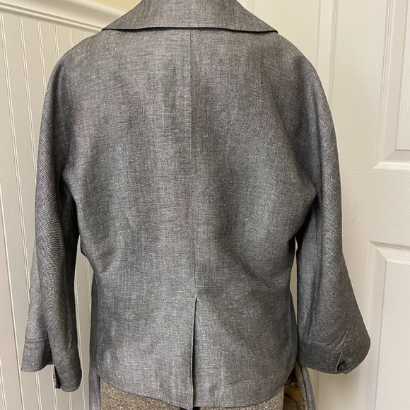 david n grey linen suit with jacket and mid-calf pants, size 12 - Picture 4 of 12